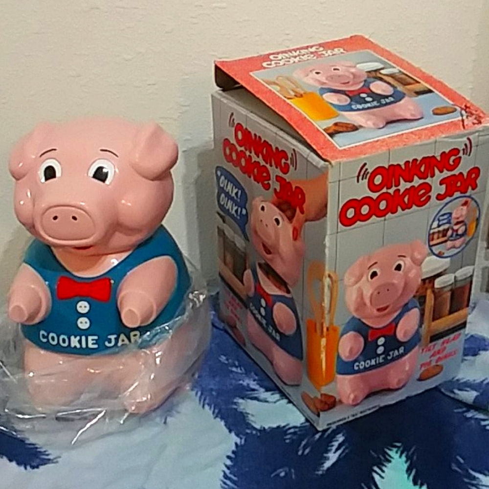 Oinking Vintage Piggy Cookie Jar